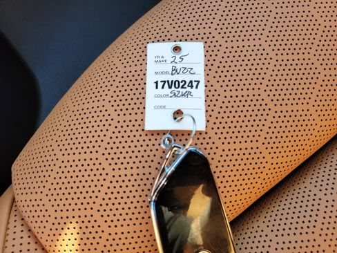 New 2025 Volkswagen ID. Buzz Pro S image 32