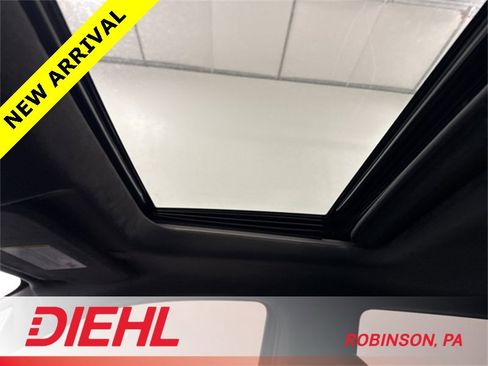 Used 2022 GMC Sierra 1500 AT4X image 40