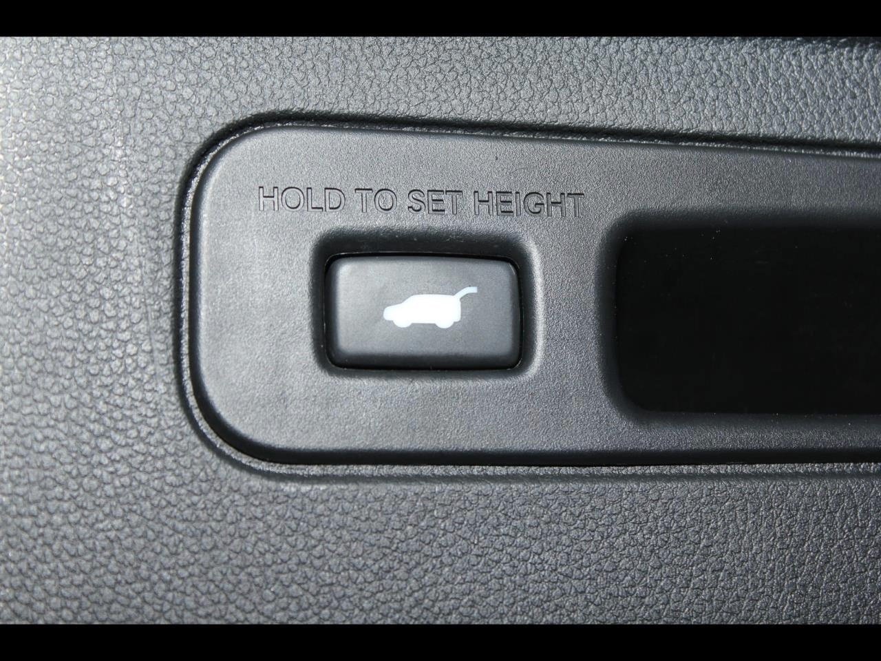 Used 2023 Honda Pilot EX-L image 13