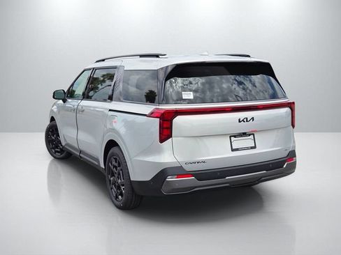 New 2026 Kia Carnival SX FWD image 6