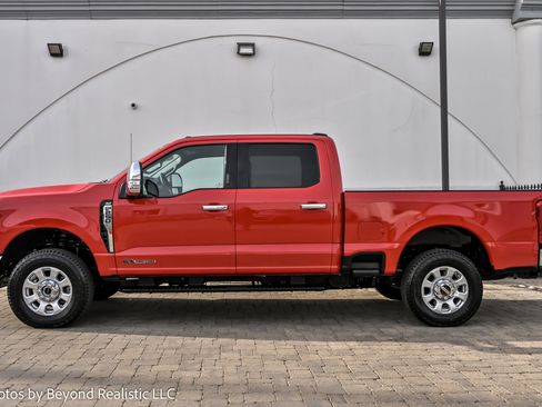 Used 2024 Ford F250 XLT image 9