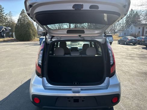 Used 2018 Kia Soul image 15