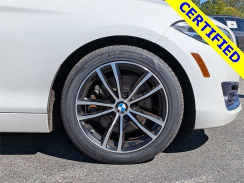 Used 2020 BMW 230i xDrive Convertible image 10