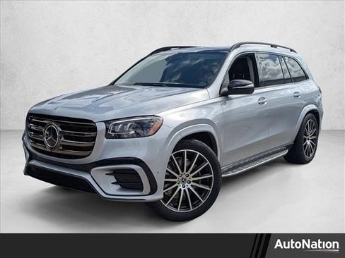 New 2026 Mercedes-Benz GLS 450 4MATIC image 1