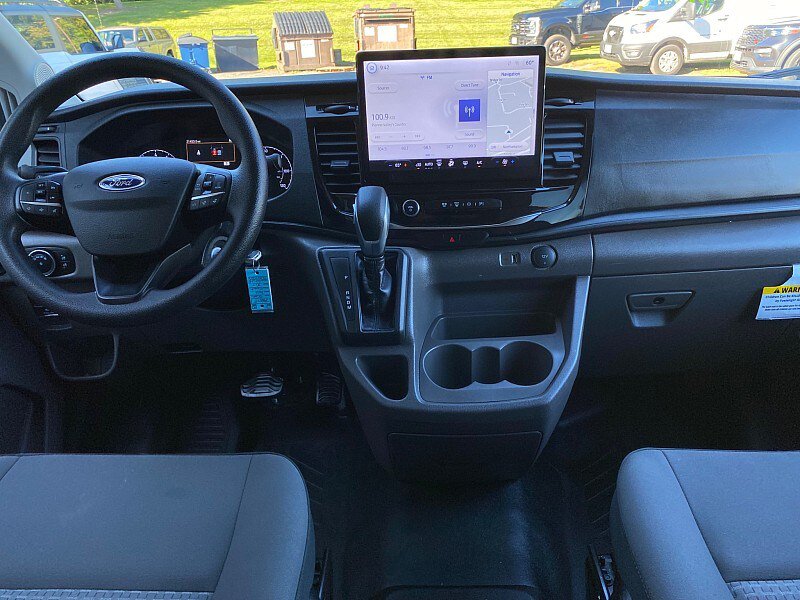 Used 2025 Ford Transit 350 XLT RWD image 21