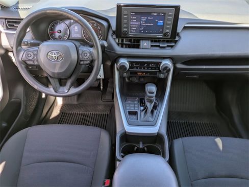 Used 2022 Toyota RAV4 LE image 34
