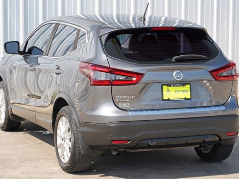 Used 2021 Nissan Rogue Sport S image 43
