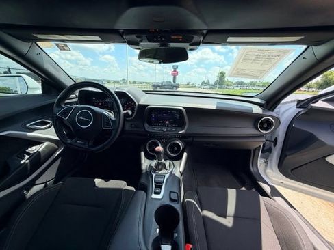 Used 2024 Chevrolet Camaro SS RWD image 6