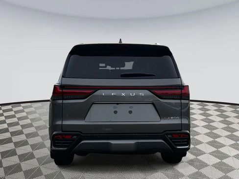 Used 2026 Lexus LX 600 4WD w/ Luxury Package image 3