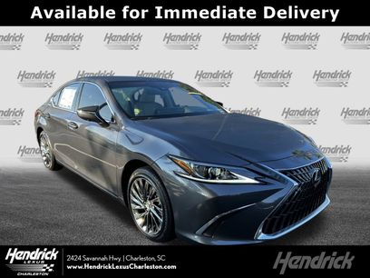 New 2025 Lexus ES 300h w/ Luxury Package