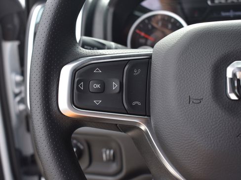 New 2026 RAM 1500 Express AWD/4WD image 15