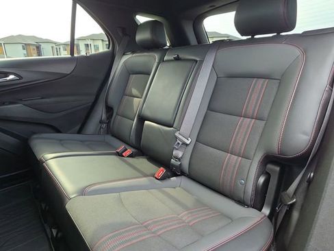 Used 2022 Chevrolet Equinox RS w/ Infotainment Package FWD image 30