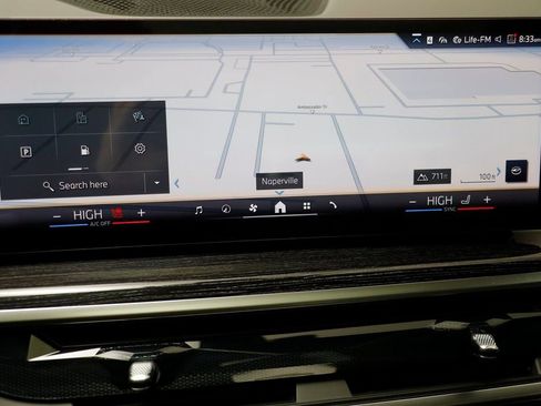 New 2026 BMW X7 xDrive40i w/ M Sport Package AWD/4WD image 10