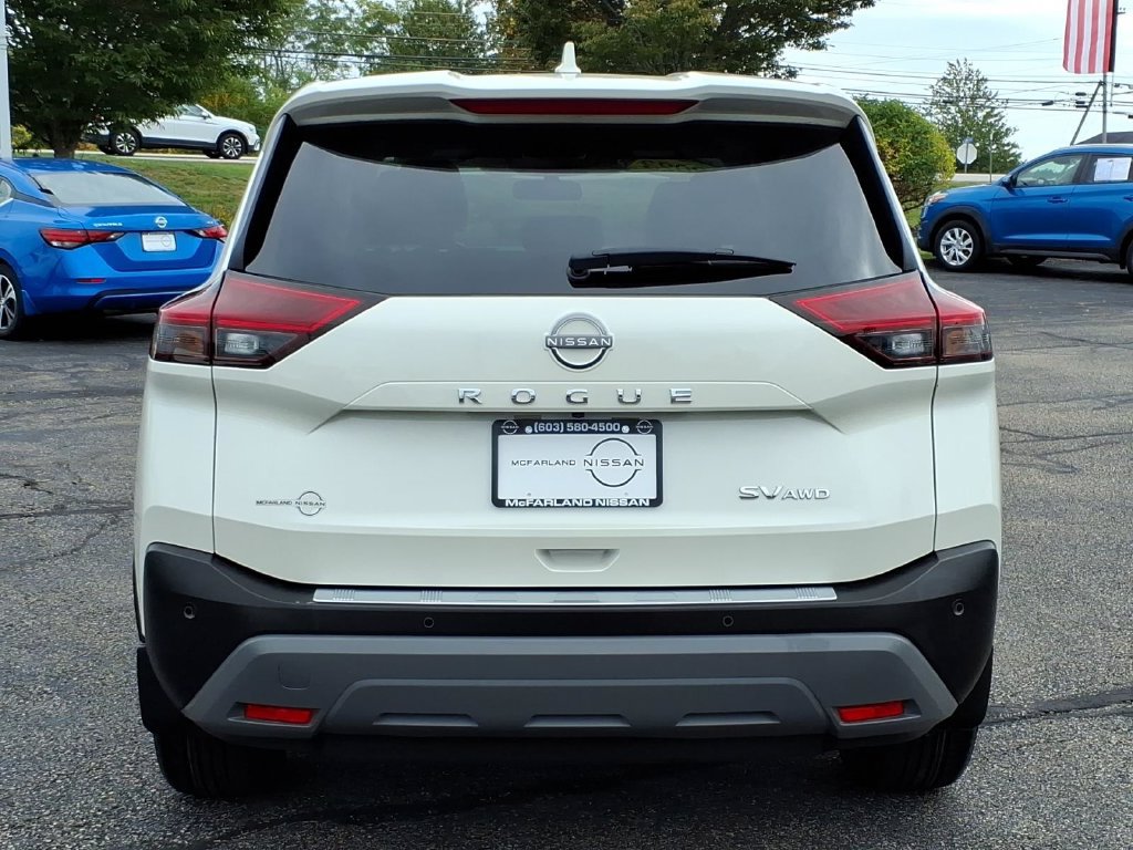 Certified 2023 Nissan Rogue SV AWD/4WD image 4