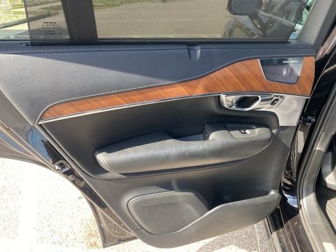 Used 2018 Volvo XC90 T6 Inscription w/ Convenience Package image 12