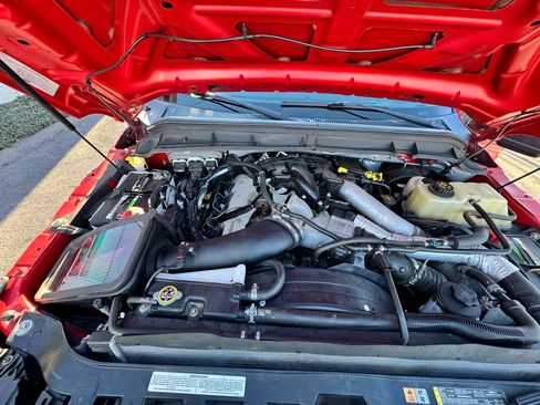 Used 2014 Ford F350 Lariat w/ Lariat Interior Package image 23