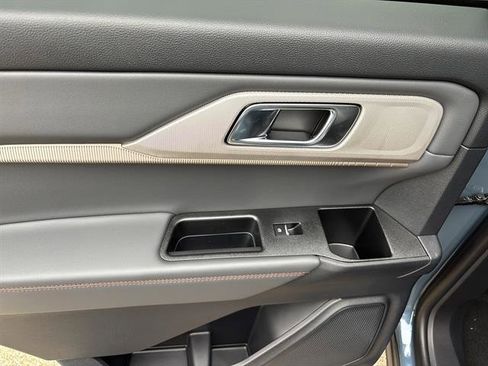 New 2026 Ford Explorer Active w/ Active Comfort Package image 15