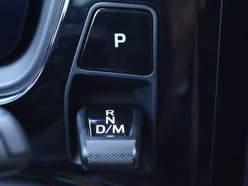 Certified 2025 Porsche Cayenne S AWD/4WD image 22