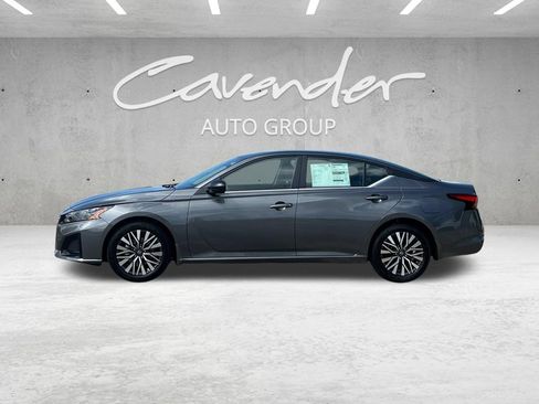 New 2026 Nissan Altima 2.5 SV FWD image 14