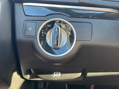 Used 2016 Mercedes-Benz E 550 Cabriolet image 13