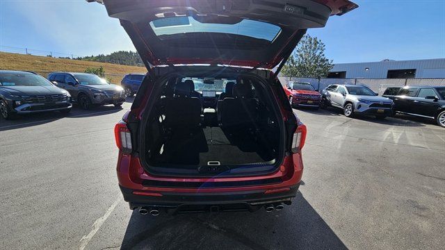 Used 2026 Ford Explorer ST AWD/4WD image 37