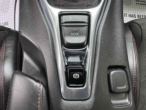 Used 2018 Chevrolet Camaro ZL1 RWD image 21