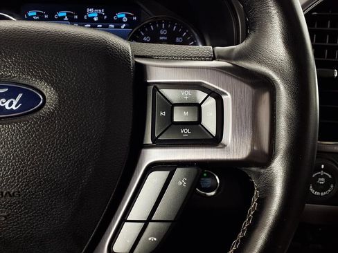 Used 2018 Ford Expedition Platinum image 14