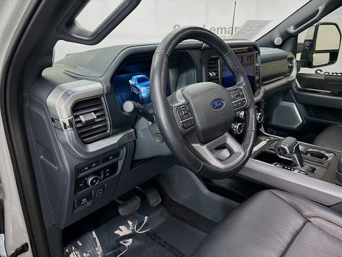 Used 2024 Ford F150 Lariat w/ Equipment Group 502A High image 9