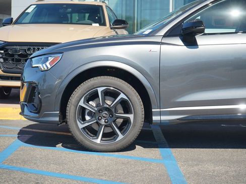 New 2025 Audi Q3 2.0T Premium Plus image 2