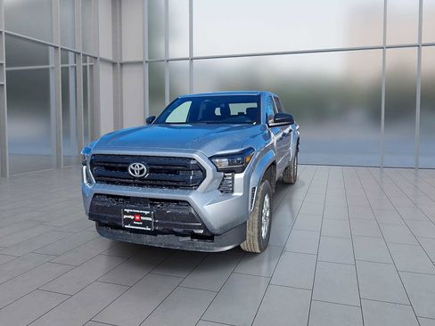 New 2026 Toyota Tacoma SR w/ SR Upgrade Package AWD/4WD image 4