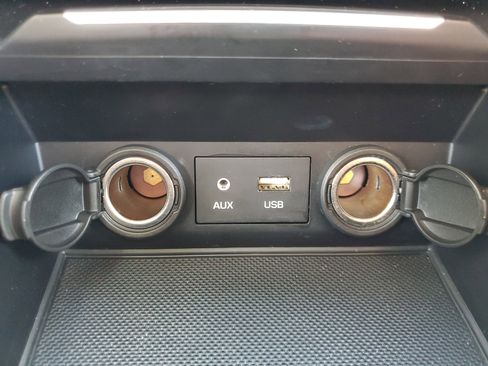 Used 2017 Hyundai Elantra SE image 27