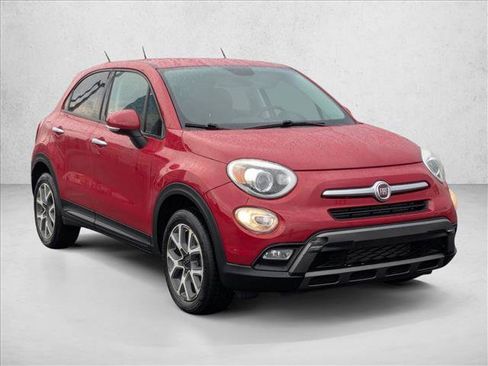 Used 2017 FIAT 500X Trekking image 3