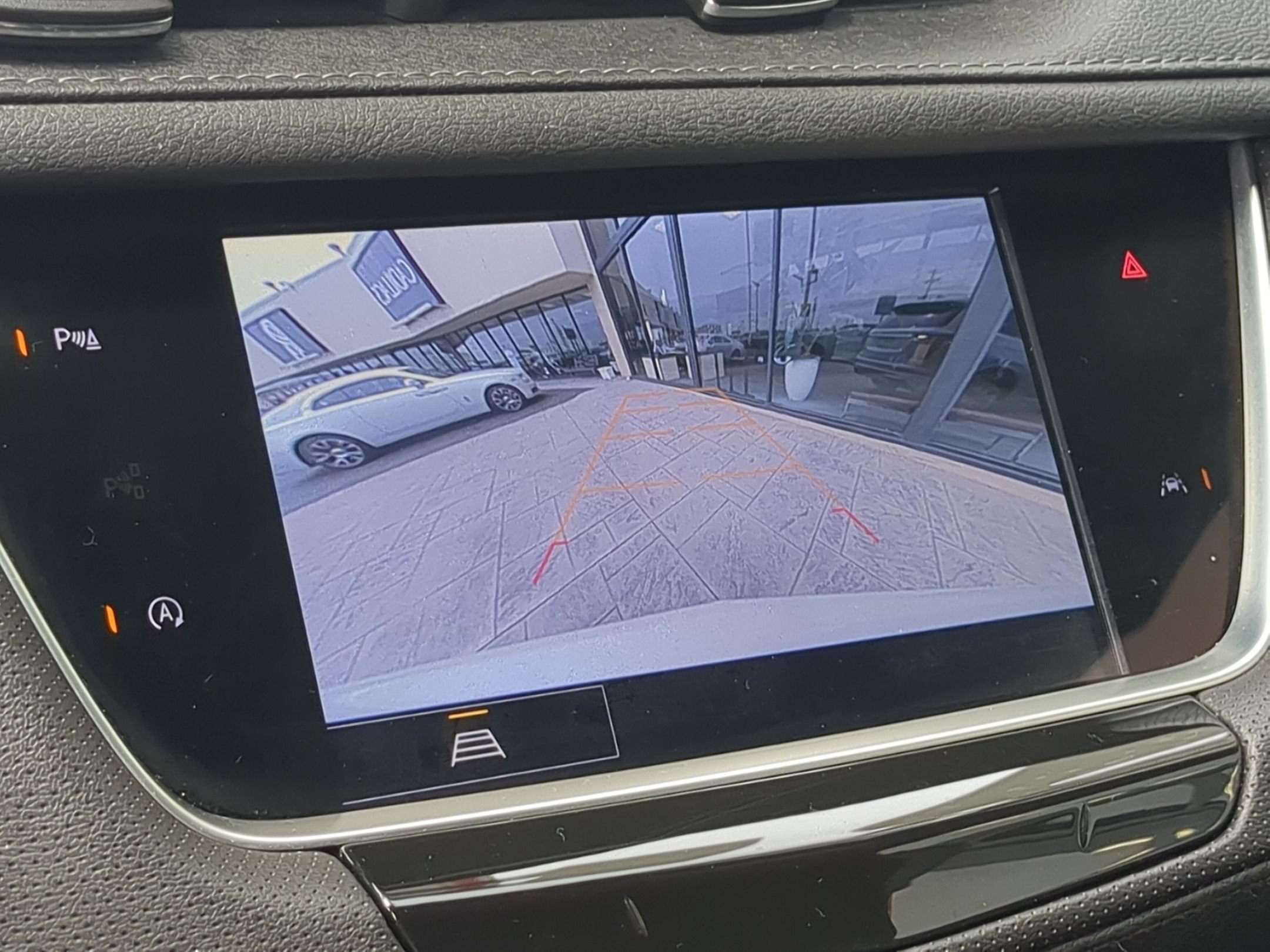 Certified 2024 Cadillac XT6 Luxury AWD/4WD image 13