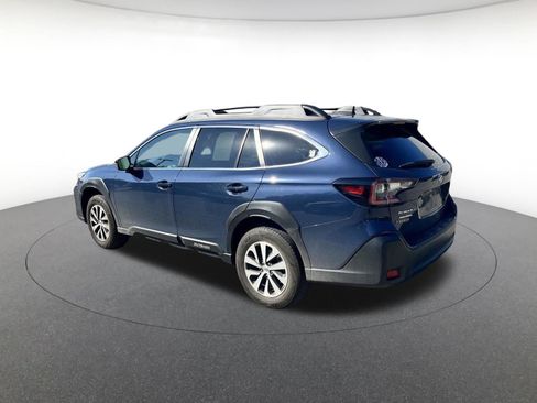 Used 2024 Subaru Outback Premium w/ Popular Package #1A AWD/4WD image 5