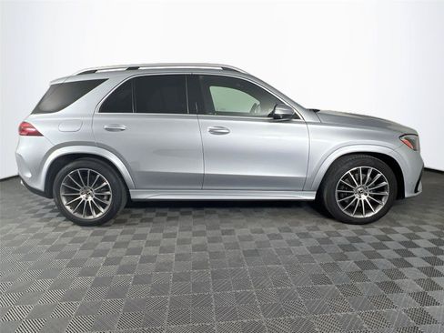 Certified 2024 Mercedes-Benz GLE 450 4MATIC w/ AMG Line Exterior image 7