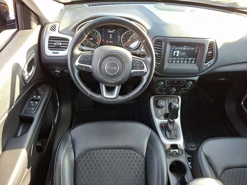 Used 2020 Jeep Compass Latitude w/ Cold Weather Group image 13