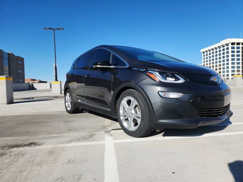 Used 2019 Chevrolet Bolt LT image 8