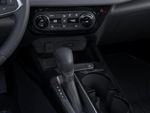New 2026 Chevrolet Trax LT w/ Driver Confidence Package FWD image 23