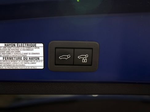 Used 2024 Toyota Corolla Cross XLE w/ Convenience Package image 43