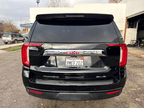 Used 2024 GMC Yukon SLE w/ Gmc Pro Safety Plus Package image 4