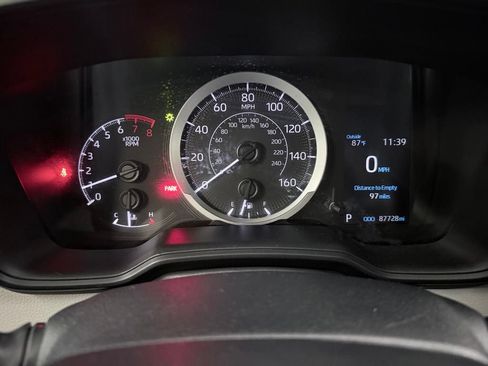 Used 2022 Toyota Corolla LE FWD image 14
