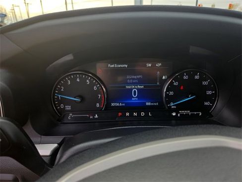 Certified 2022 Ford Explorer XLT w/ Equipment Group 202A image 38