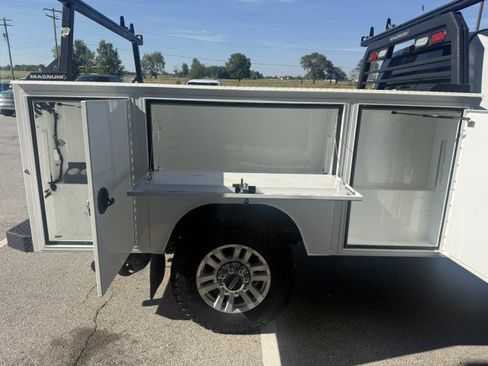 Used 2019 Ford F350 XLT AWD/4WD image 11