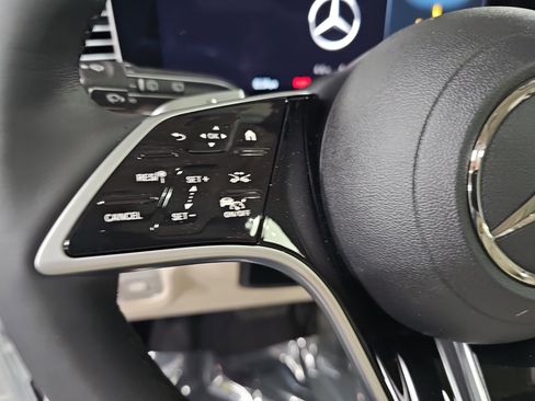 New 2026 Mercedes-Benz GLS 450 4MATIC image 19
