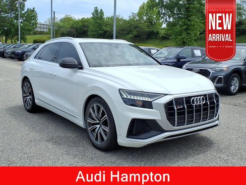 Used 2023 Audi SQ8 Prestige AWD/4WD image 3