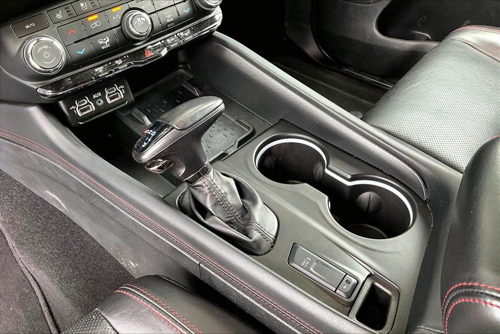 Used 2025 Dodge Durango R/T AWD/4WD image 18
