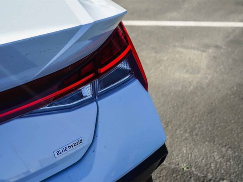 New 2026 Hyundai Elantra Blue image 10