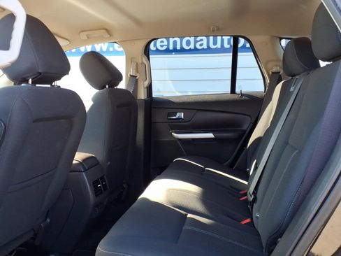 Used 2013 Ford Edge SE image 9