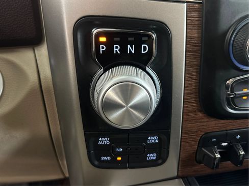 Used 2018 RAM 1500 Laramie w/ Convenience Group AWD/4WD image 45