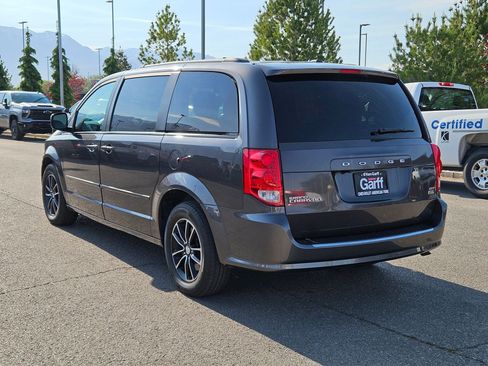 Used 2017 Dodge Grand Caravan GT FWD image 5